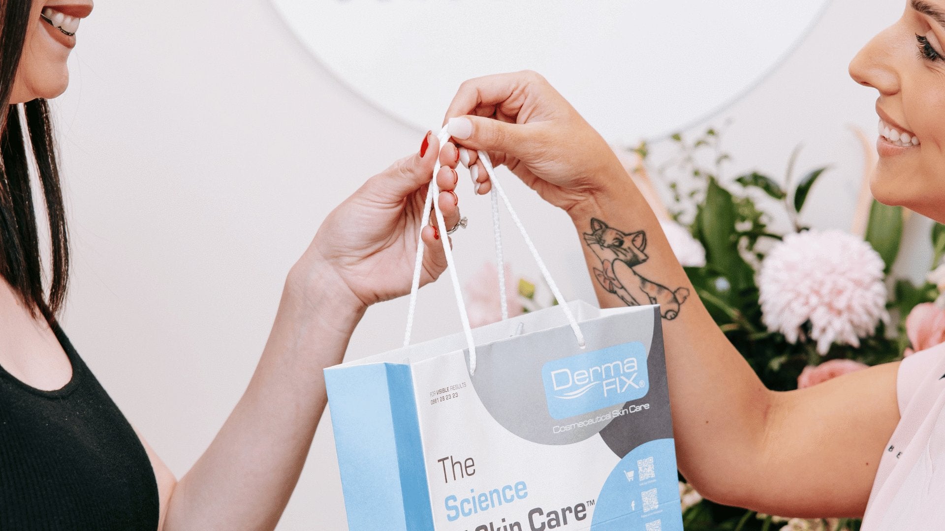 Best-selling DermaFix skincare – hydrating, brightening & anti-ageing essentials for glowing skin.