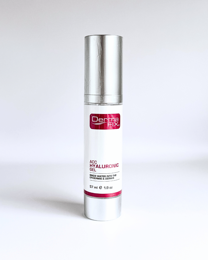 Hyaluronic gel serum for lasting moisture